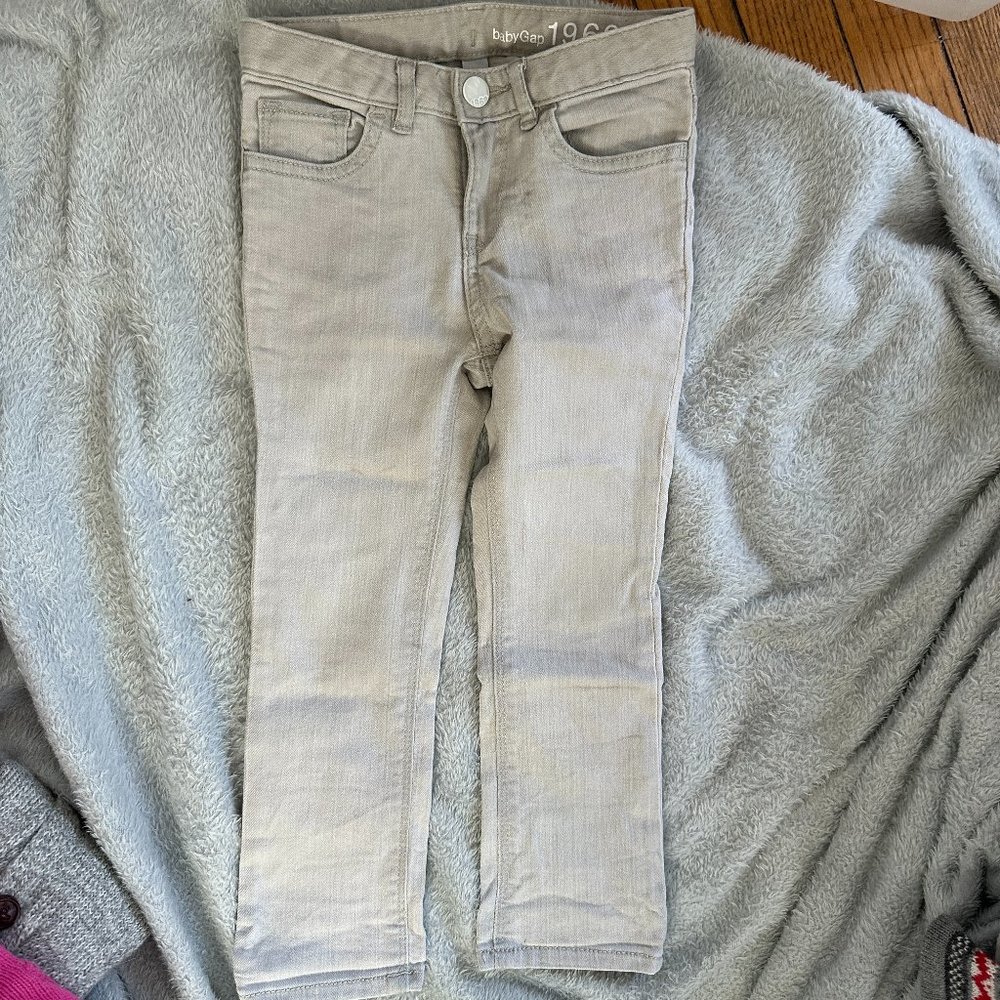 Like New Baby Gap 1969 Light Gray Skinny Jeans Sz 4 yrs
